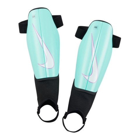 Ochraniacze piłkarskie Nike Charge DX4610-354 Ochraniacze piłkarskie Nike Charge DX4610-354