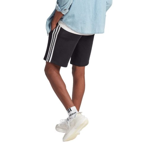 Spodenki adidas Essentials Fleece 3-Stripes M IB4026 Spodenki adidas Essentials Fleece 3-Stripes M IB4026