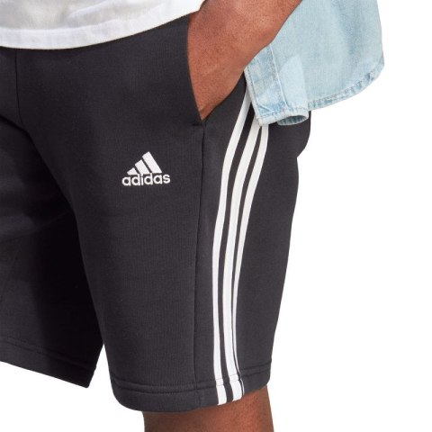 Spodenki adidas Essentials Fleece 3-Stripes M IB4026 Spodenki adidas Essentials Fleece 3-Stripes M IB4026
