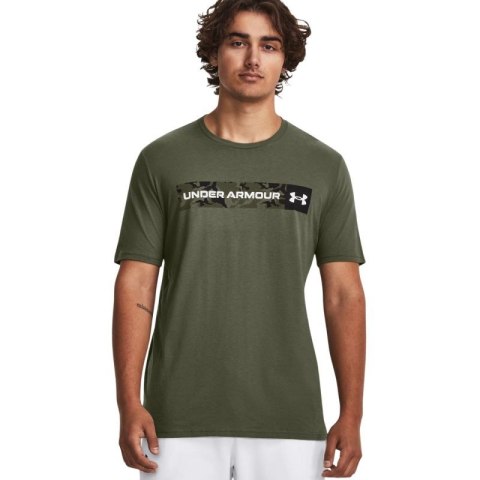 Koszulka Under Armour Camo Chest Stripe M 1376830 390 Koszulka Under Armour Camo Chest Stripe M 1376830 390