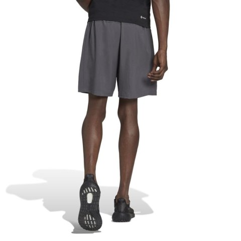 Spodenki adidas TR-ES Woven M IC6978 Spodenki adidas TR-ES Woven M IC6978