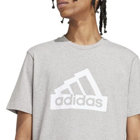 Koszulka adidas Modern Essentials Graphic M IW2648 Koszulka adidas Modern Essentials Graphic M IW2648