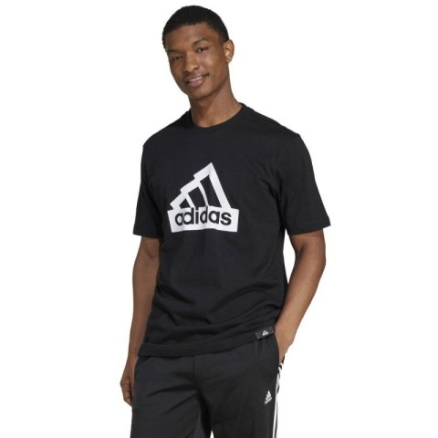 Koszulka adidas Modern Essentials Graphic M IW2702 Koszulka adidas Modern Essentials Graphic M IW2702