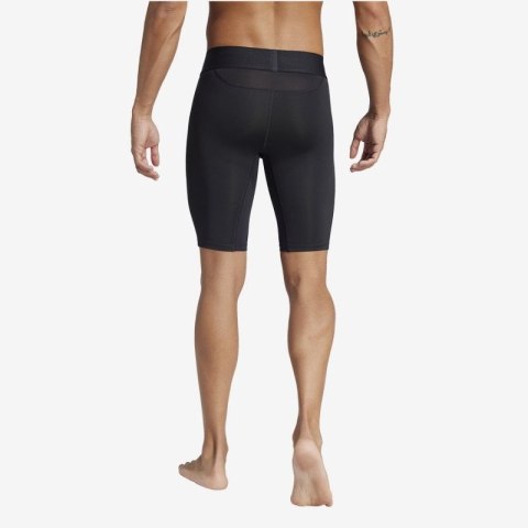 Spodenki adidas TechFit M JP1477